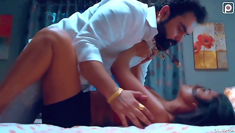 Brunette milf with a nice face and a cute body enjoys the internet