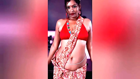 Indian girl masturbates while having fun at her shower
