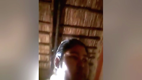 Indian amateur shows her big ass and tits in a solo video