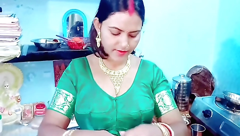 Indian slut with small tits and an ass is sharing a bed