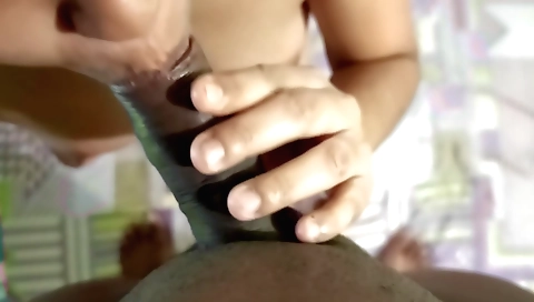 Hot amateur sex video with a beautiful babe in her sexy clothes