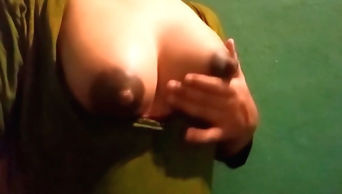 Busty woman with huge boobies has homemade action clips