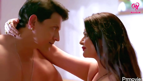 Indian brunette spreads her legs and cums in the shower