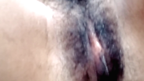 Indian hairy chick fucks home video and shows you how