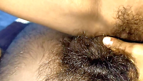 Indian babe giving blowjob and getting her pussy fucked