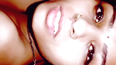 Amateur brunette showing her big juicy pussy to stepbro