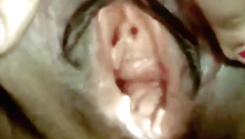 Indian hottie with big boobs shows her sexy body in video