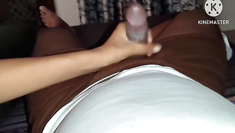 Handjob in homemade sex tape video with a nice handjob