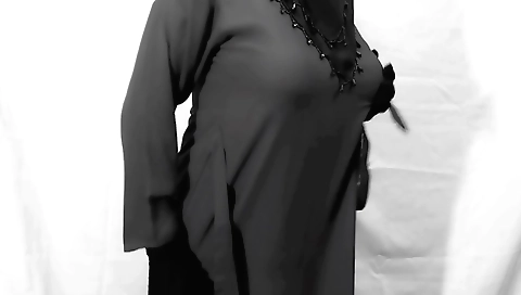 Busty Indian hottie with a hot pussy fucks a massage