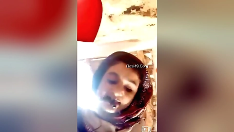 Brunette brunette babe shows off her curves on camera