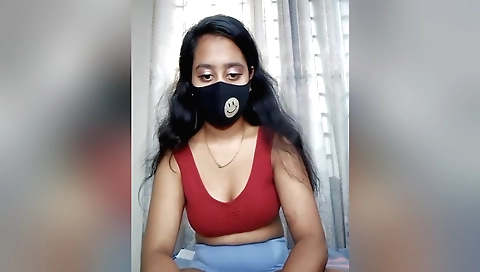 Indian blonde likes to masturbate and cum after sex