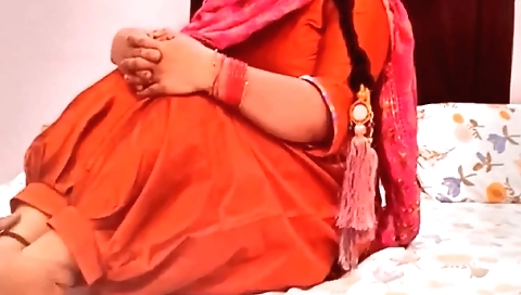 Indian stepsister in lingerie gets her pussy fucked