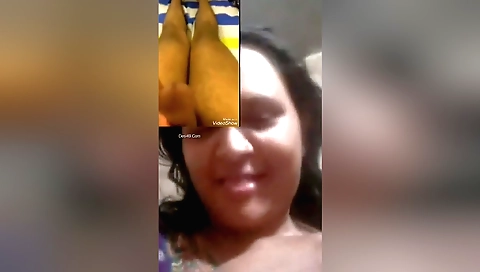 Amateur busty chick with huge boobs showing herself