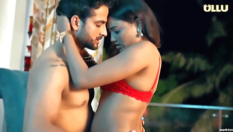 Amateur brunette recording with a camera in the street