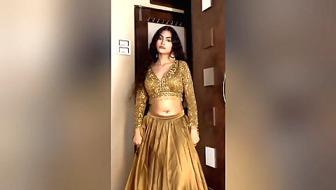 Hot stepsister sucking on dick and doing rough fucking