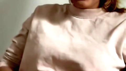 Indian babe gets fucked by her boyfriend after party