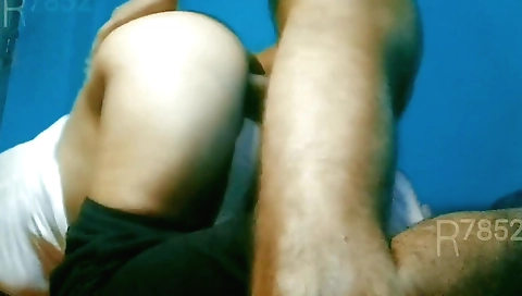 Brunette amateur webcam sex with doggy pose and cowgirl