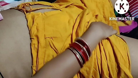 Indian chick is naked on webcam naked body and with her tits