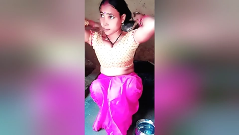 Solo girl with big tits is relaxing in her bathroom