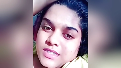 Today Exclusive- Sexy Desi Girl Showing Her Boobs And Pussy 1