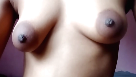 Amazing indian girl with beautiful body and natural breasts