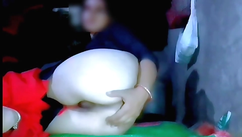 Hot indian milf sucks a big cock for real and then masturbates