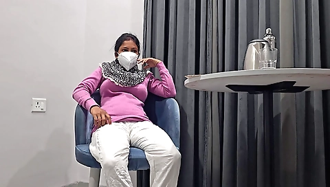 Amateur brunette girlfriend enjoys a threesome with her boyfriend