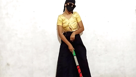 Indian girl sucks a dick in amateur couple 4k video