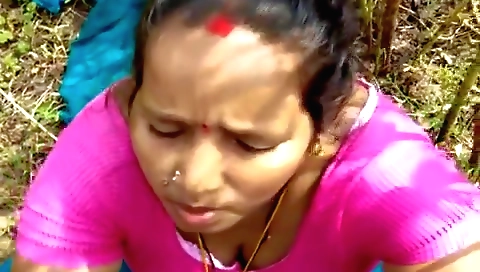 Indian brunette in the backyard gets her mouth pounded