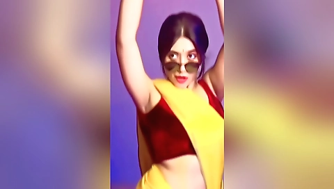 Amateur brunette 18+ fucked her pussy by hotel staff 19+