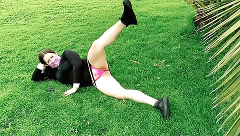 Amateur brunette solo amateur shows breasts and tits