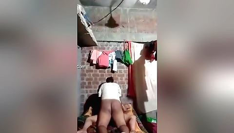 Bhabhi gets a nice blowjob and then gets her pussy fucked hard