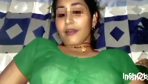 Indian girl gets fucked by an amazing male in a sex video
