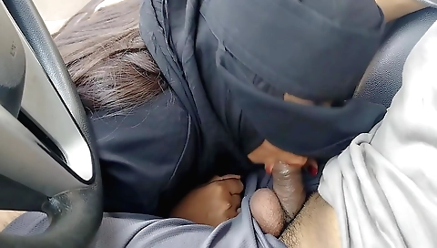 Indian chick enjoys fucking in her mouth and pussy