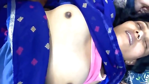 Indian amateur girl is fucking a guy in amateur video