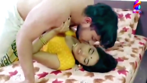 Bhabhi ki devar ne choda koi kya hoti chodai ke dekhte hai