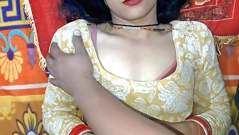 Indian wife takes a huge dick in a hot interracial show