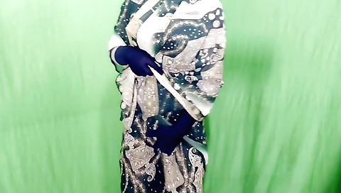 Housewife masturbates in her bathroom in the bedroom