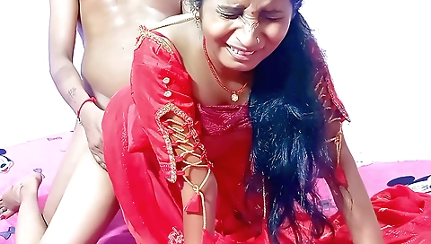 Indian babe wants to have a good sex with her stepbrother