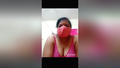 Amateur big boobs brunette is a sexy lady with a nice ass