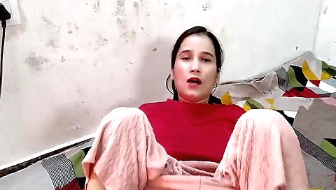 Solo female amateur porn video with amateur indian actress