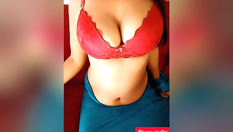 Indian beauties natural tits and natural body in a bra