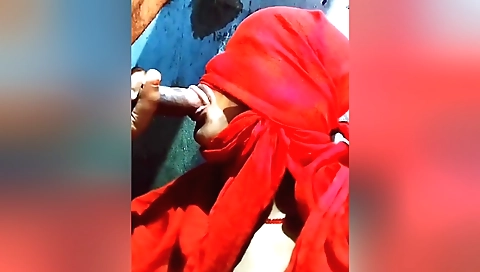 A sexy chick with big tits and a nice round ass is showing