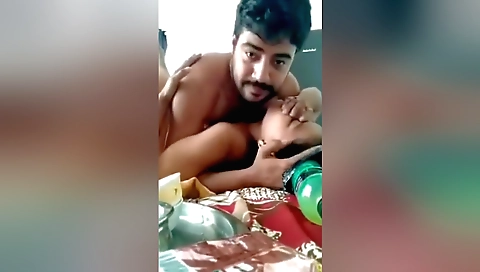 Indian amateur video shows a hot girl taking cock inside