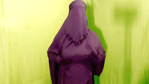 Bangladeshi Beautiful Housewife Spending The Night With Neighbor